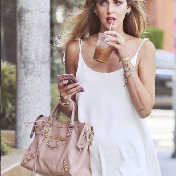 Auth Balenciaga Medium City Bag Pale Blush Pink metallic Edge Classic Gold metal - Picture 4 of 4